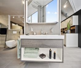 Sanitas Troesch, Exposition de cuisines et de salles de bains Sierre Bild 10