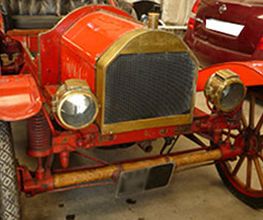 carrocerias-mena-vehiculo-epoca-02.jpg