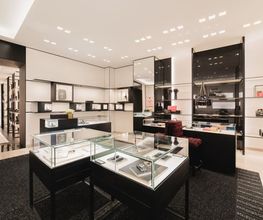 CHANEL image 8