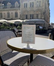 Le Café Serpente image 8
