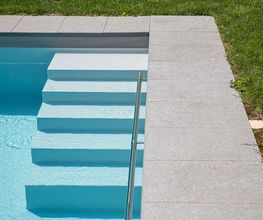 Katja Geratz Schwimmbad-Sauna Bild 1