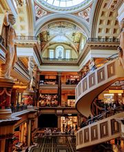 Suitsupply The Forum Shops image 5