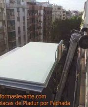 Plataformas Levante - Elevación por fachada de Materiales, Mobiliario y Grúas para Mudanzas imagen 3