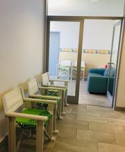 dr. med. Dapó Annamaria Bild 4