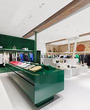 Lacoste Paris Le Marais image 8