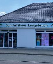 nebenan unser Sanitätshaus Leegebruch mit Versorgung von Bandagen, Orthesen, Kompressionsstrumpfversorgung, Lipoedem-Vkersorgung, Lymphoedem-Versorgung, Rollatoren, Gehstöcke, etc