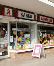 Aussenansicht der Bären-Apotheke