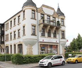 Aussenansicht der Parsifal-Apotheke