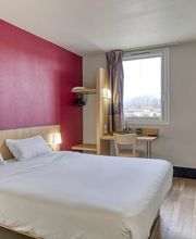 B&B HOTEL Clermont-Ferrand Gerzat image 1