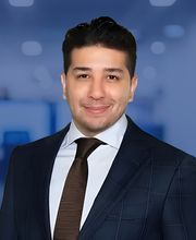 Nick Torres business lawyer headshot