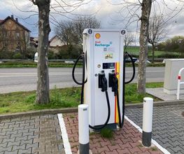 Shell Recharge Charging Station Bild 2