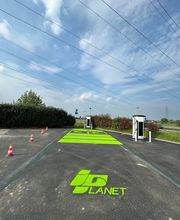 IPLANET Ricarica in sicurezza in modalità ultra fast per tutti i veicoli elettrici.