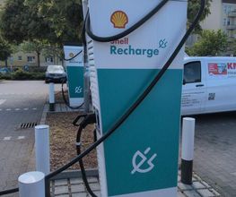 Shell Recharge Charging Station Bild 1