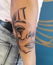 HORNET STUDIO image 9