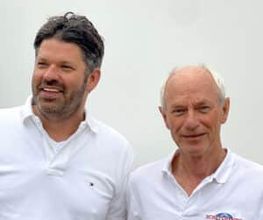 Bouke Thijsseling is sinds 1987 beëdigd jachtmakelaar en vanzelfsprekend een groot watersportliefhebber. Bouke is daarmee een onmiskenbare ervaringsdeskundige. Niet alleen als jachtmakelaar is Bouke veel op het water te vinden, maar ook in zijn vrije tijd is hij een enthousiast toer- en wedstrijdzeiler.