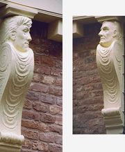 Beeldhouwwerk in hout steen & brons - Karoly Szekeres afbeelding 3