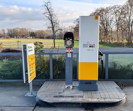 Shell Recharge Charging Station Bild 15