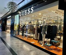 GUESS imagen 1