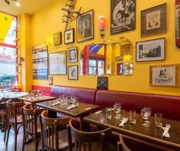 Savannah Café image 16