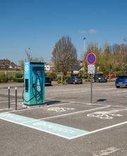 EVzen station de recharge image 1