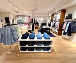 Tommy Hilfiger image 13