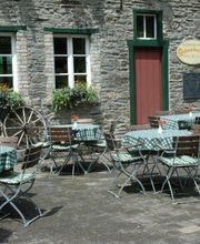 Sonnenterasse am Restaurant Schnabuleum