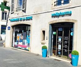 Pharmacie wellpharma de la Croix image 1