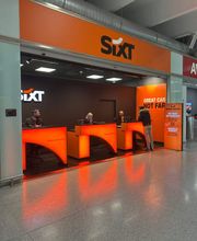 SIXT Alquiler de Coches - Sevilla Aeropuerto (SVQ) imagen 2