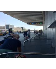 Avis Alquiler de coches - Barcelona imagen 3