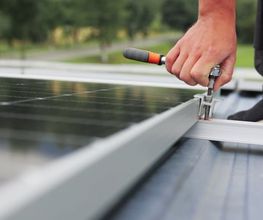 Gemeinsam entwickeln wir das für Sie passende Energiekonzept, das auf Ihre Bedürfnisse zugeschnitten ist. Unsere innovativen Lösungen geben Ihnen die Möglichkeit, unabhängiger von den Schwankungen der Strompreise zu werden.