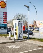 Shell Recharge Charging Station Bild 2