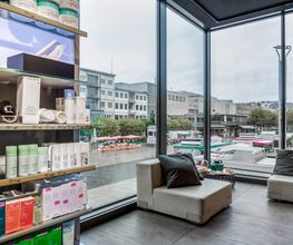 Douglas Mainz Gutenbergplatz Bild 3