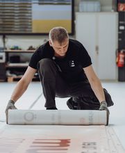 Wir produzieren XXL Werbebanner für Messen, Fassaden, Events oder Baustellen - individuell bedruckt & maßgeschneidert für Indoor & Outdoor