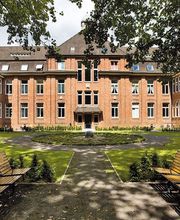 CURA SeniorenCentrum Bergedorf Bild 1