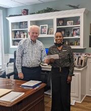 RE/MAX SUMMIT image 5