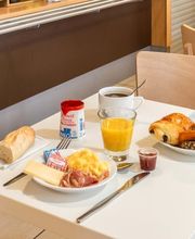 B&B HOTEL Pézenas image 5