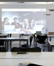 WISS Schulen für Wirtschaft Informatik Immobilien Bild 6