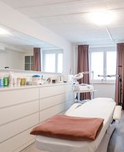 Timea Huber Kosmetik Bild 2