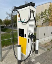 Shell Recharge Charging Station Bild 3