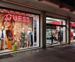 GUESS immagine 1