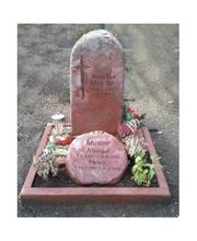 Wingolf Trippler Grabmale Steinmetzmeister Bild 5