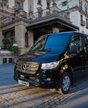 AutoHispalis - Alquiler de minivan con conductor en Sevilla imagen 8