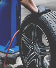 Reifen pumpen Böni Garage AG