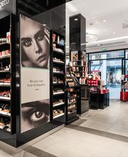 Douglas Bielefeld Altstadt Niedernstraße Bild 3