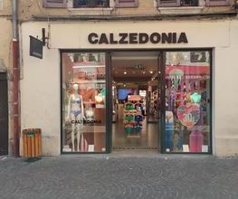 Calzedonia image 1