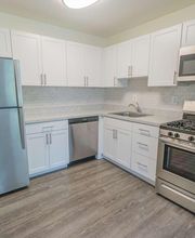 Jamestown Village Apartments image 14
