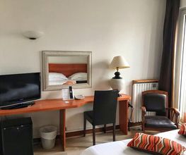 Hotel Colbert image 6