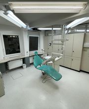 dr. med. dent. Lauper Reto Bild 11