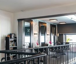 Vanin Friseursalon Bild 2