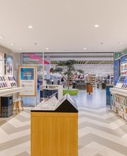 BOUYGUES TELECOM CC LA ROCHE SUR YON image 2